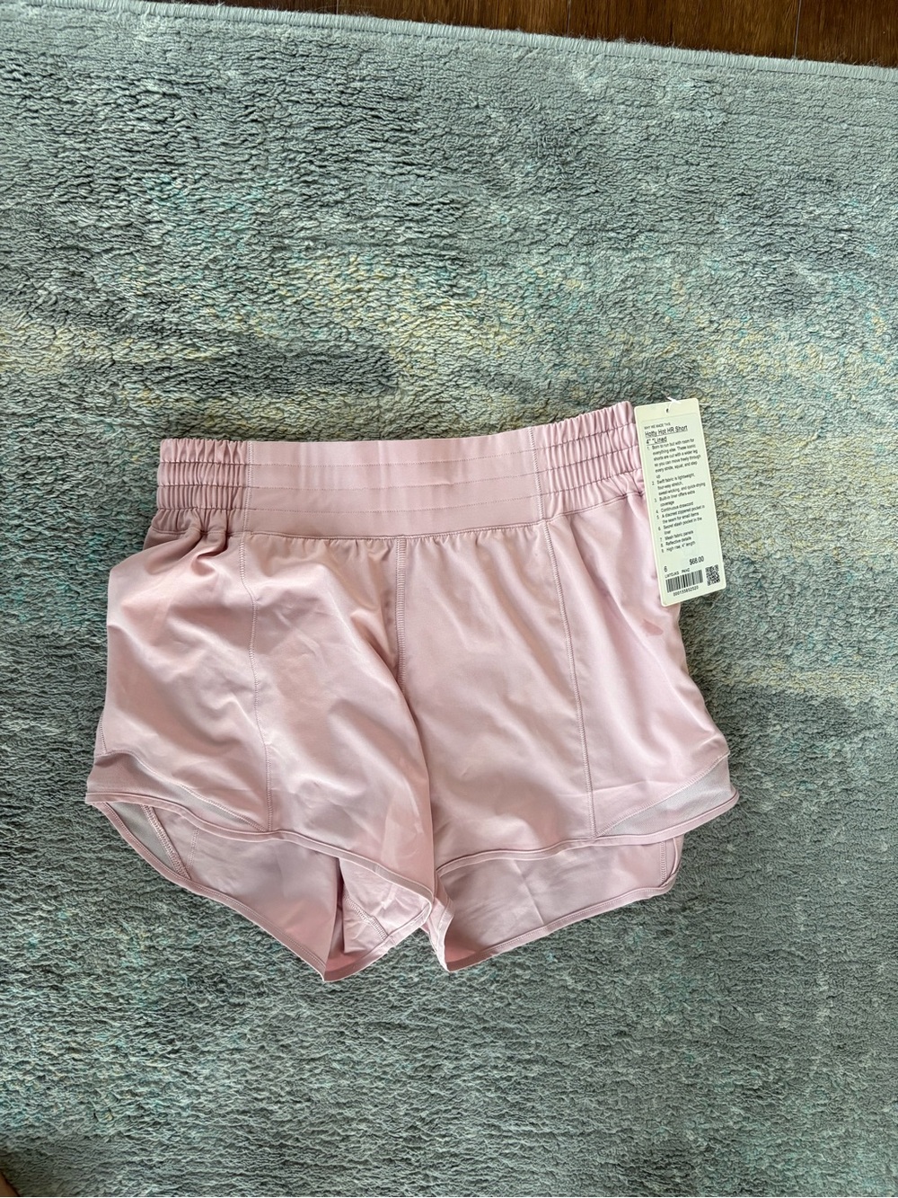 NWT Hotty Hot Shorts 4 inch